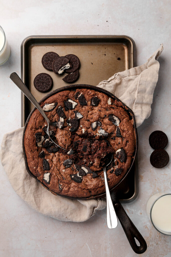 Best Oreo Cookie Skillet Recipe - How To Make An Oreo Cookie Skillet